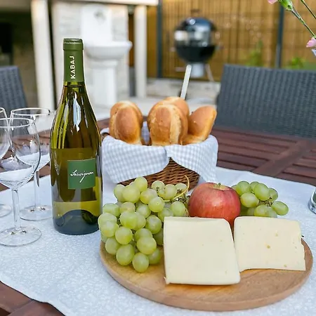 Vakantiehuis Angel Boutique - Entire Premium House Laško